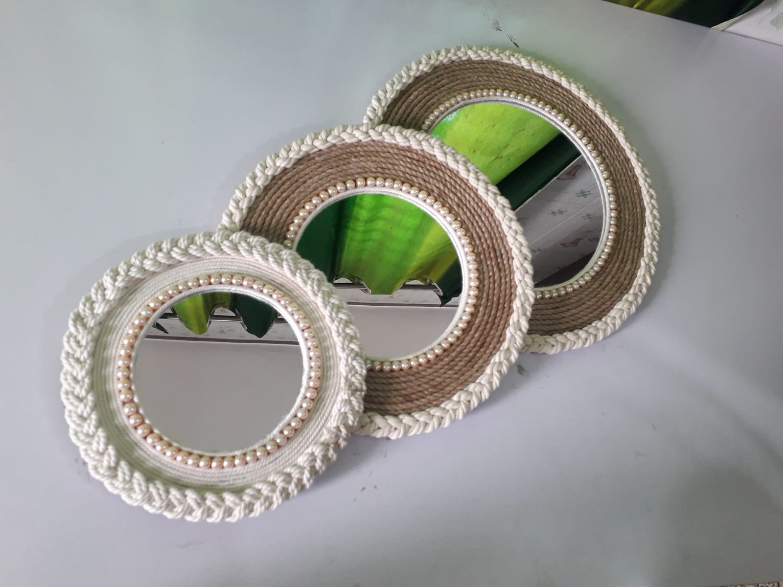 jute mirror set